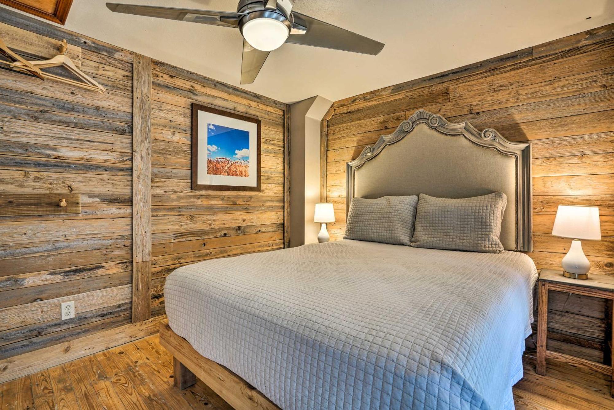 Waterfront Guadalupe River Lodge Home With Dock! Seguin Exterior foto